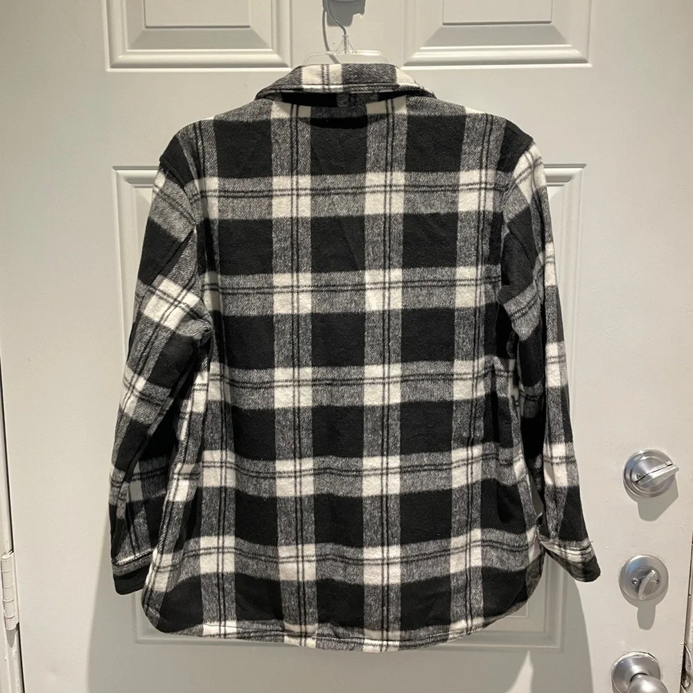 Member's Mark Black White Buffalo Plaid Fleece Shacket Size Youth XL (14/16)